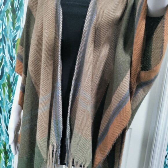 Vince Camuto Boho Brown & Olive Herringbone Striped W/ Fringe Open Front Poncho - Picture 7 of 14